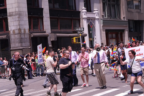 纽约年度LGBT傲世大游行3.jpg